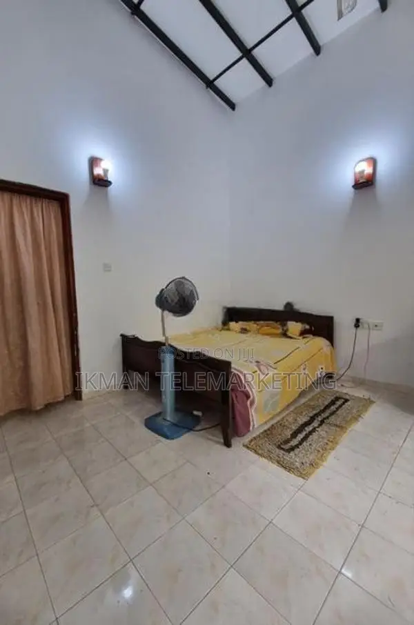 House for Sale in Athurugiriya