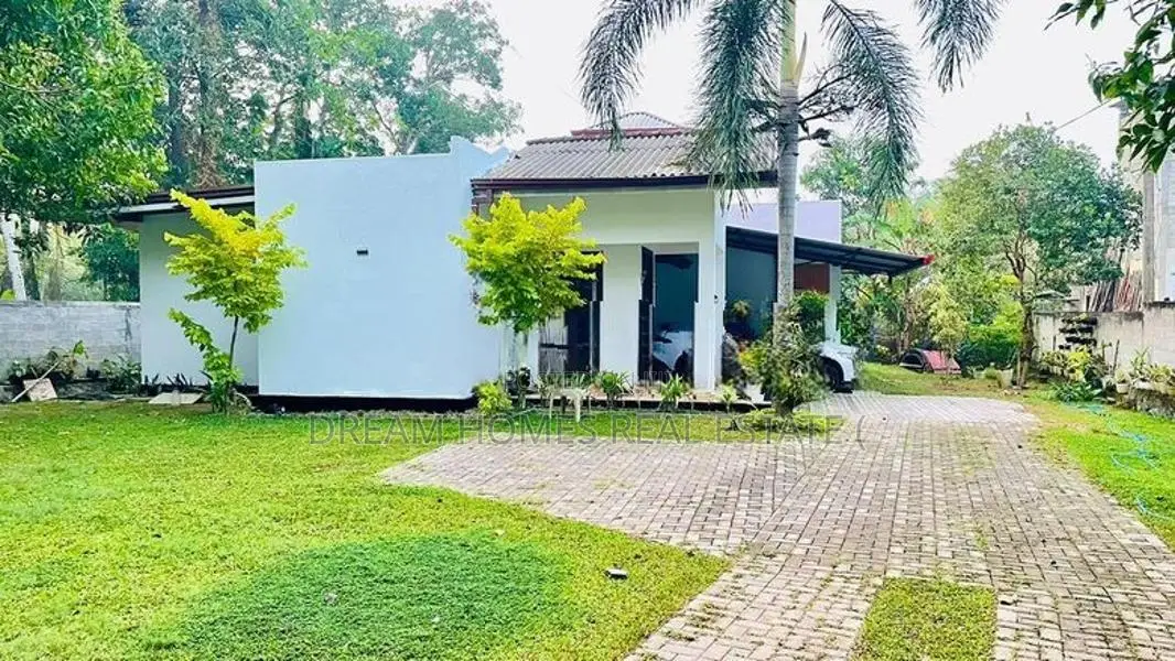 Peaceful 3 Bedroom House for Sale in Kandana