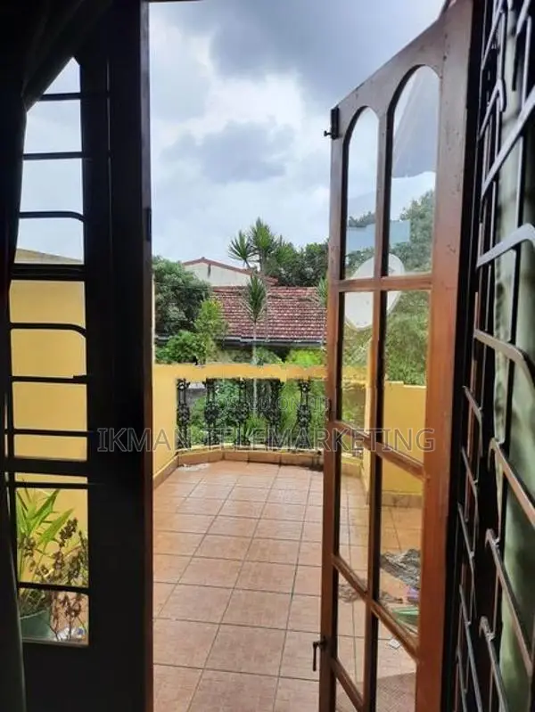 Upstairs House For Rent In Miriswatta, Piliyandala