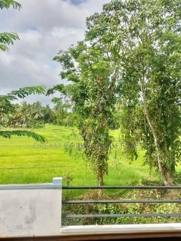 House for Sale in Halbarawa, Homagama Peaceful Residential