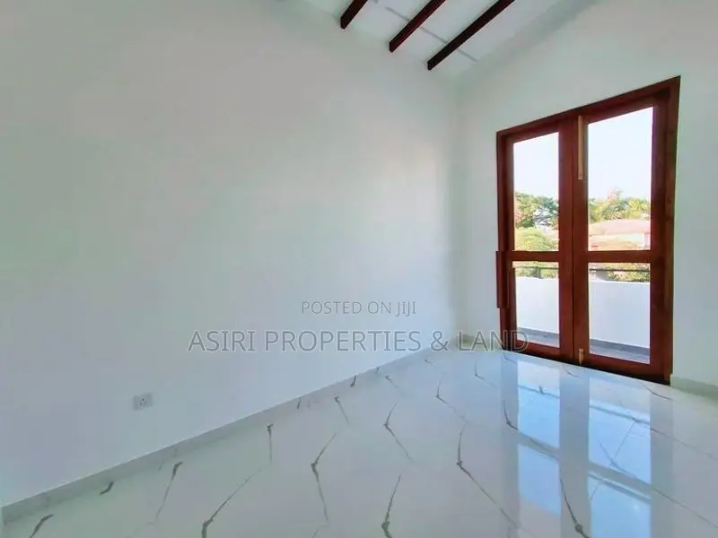 Luxury 4 Bedrooms New House for sale in Piliyandala Kesbewa