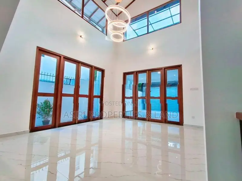 Luxury 4 Bedrooms New House for sale in Piliyandala Kesbewa