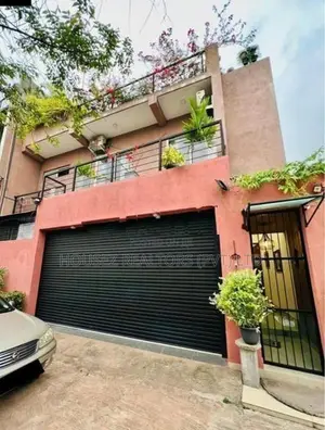 Modern Luxury 4-Bedroom House for Sale – Battaramulla