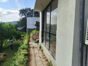 Luxury House for sale in Kandy Digana