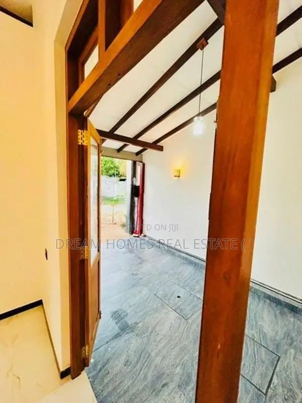Brand New Modern Luxury Home for Sale – Ratmalana (Daham Mawatha)