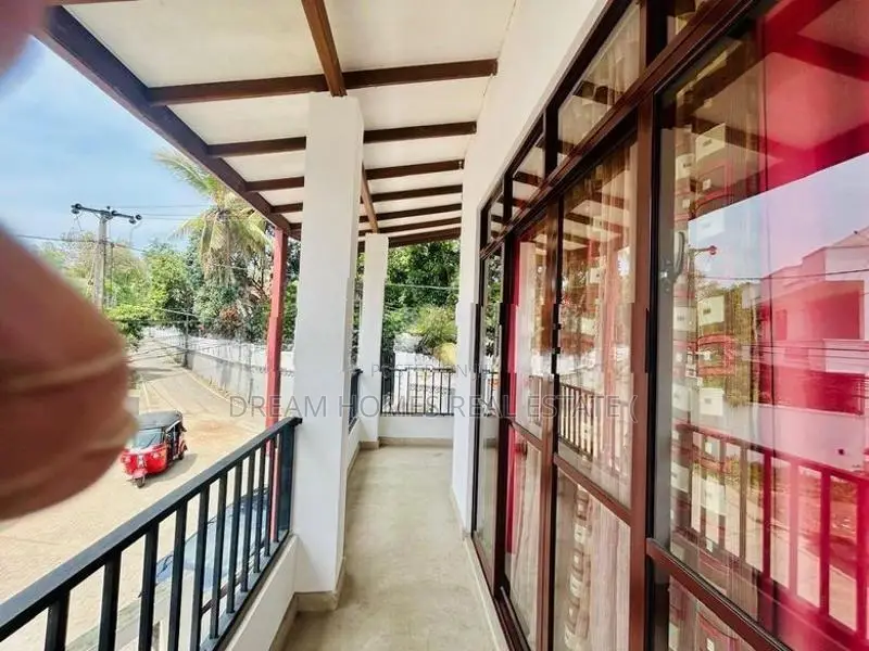 Upstair House for Sale in Katubedda, Moratuwa