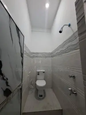Family Home with Large Garden for Sale – Pannipitiya
