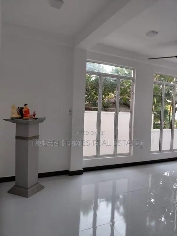 Modern Luxury 2-Storey Home in Pannipitiya
