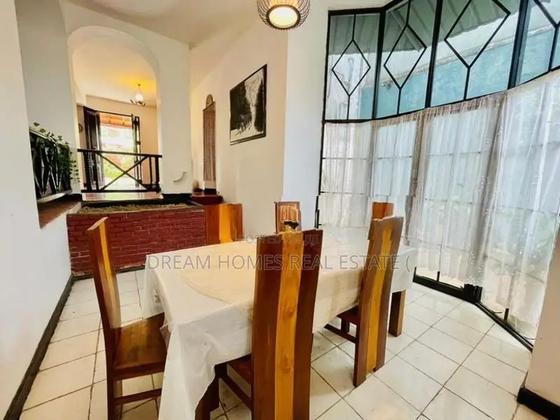 Elegant 2-Storey Family Home in Prime Gallage Mawatha