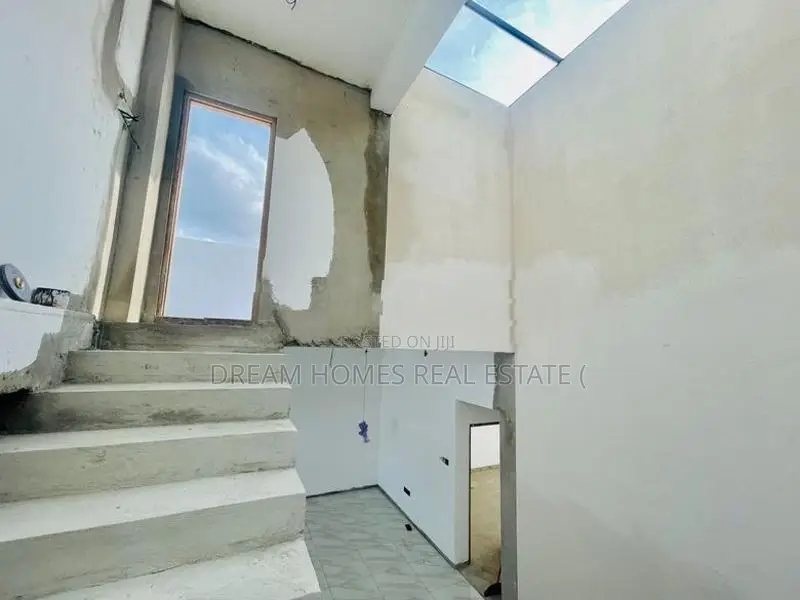 Super Luxury House for Sale – Kottawa
