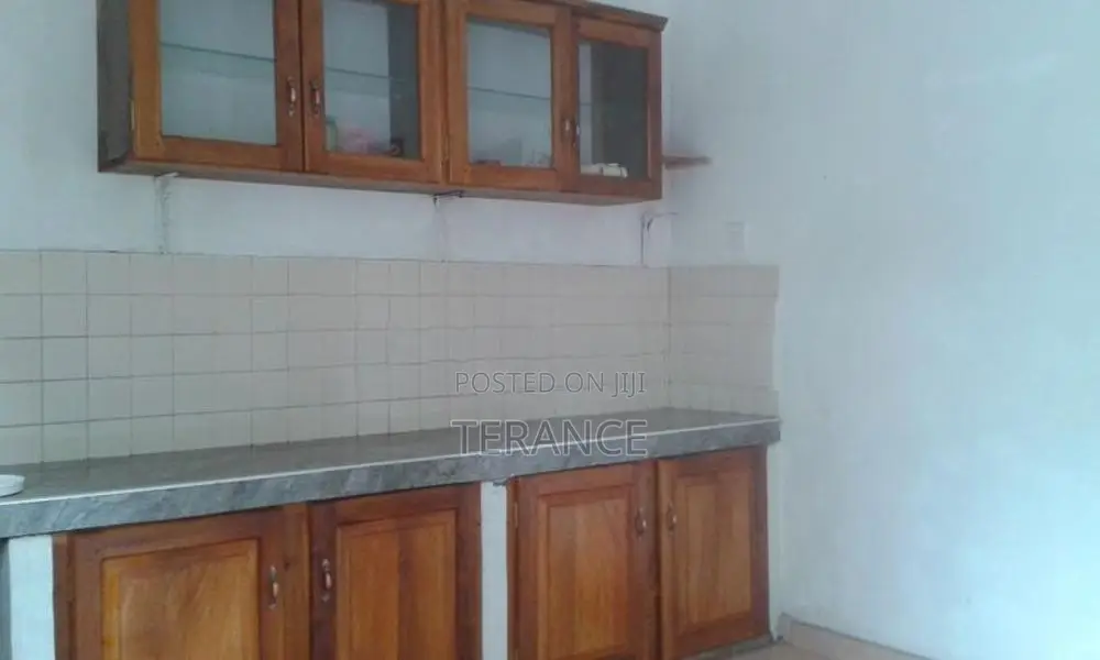 Three-Bedroom House for Rent – Walisara