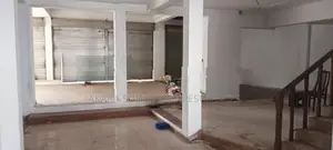 5000 Sq.ft - Commercial Building for Sale CP44281 Piliyandala
