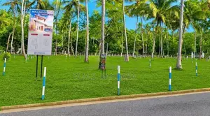 Valueble residental plots Near Pannala U01