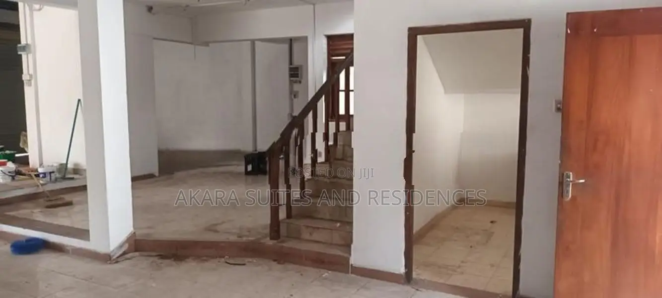 5000 Sq.ft - Commercial Building for Sale CP44281 Piliyandala