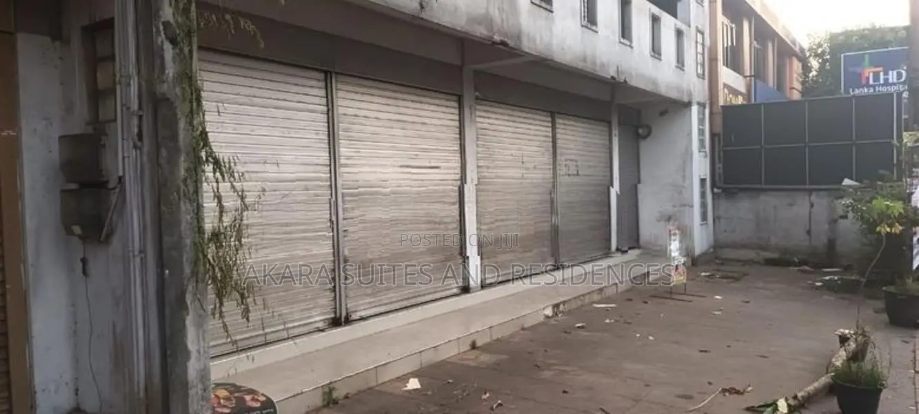 5000 Sq.ft - Commercial Building for Sale CP44281 Piliyandala