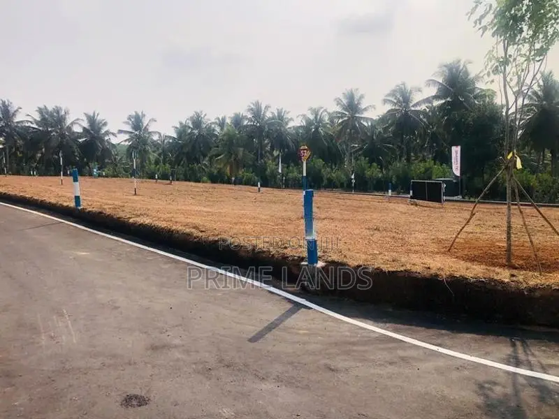 නේවාසික බිම්කොටස් විකිනීමට කිරිවත්තුඩුව