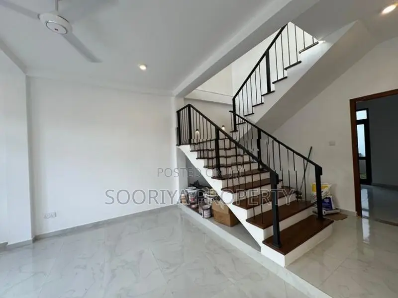 Superb Brand New House for Sale in Piliyandala