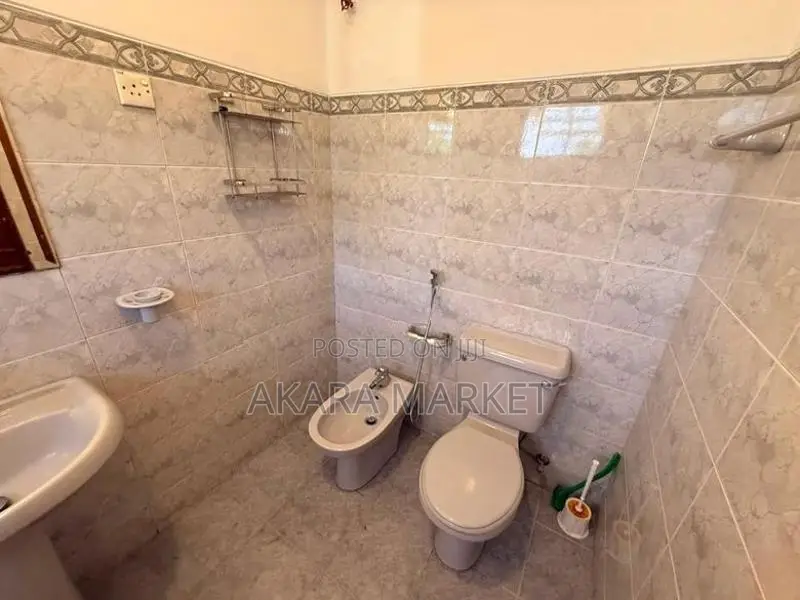 3000 Sq.ft - Furnished Private Apartment for Rent A54031 Colombo 6