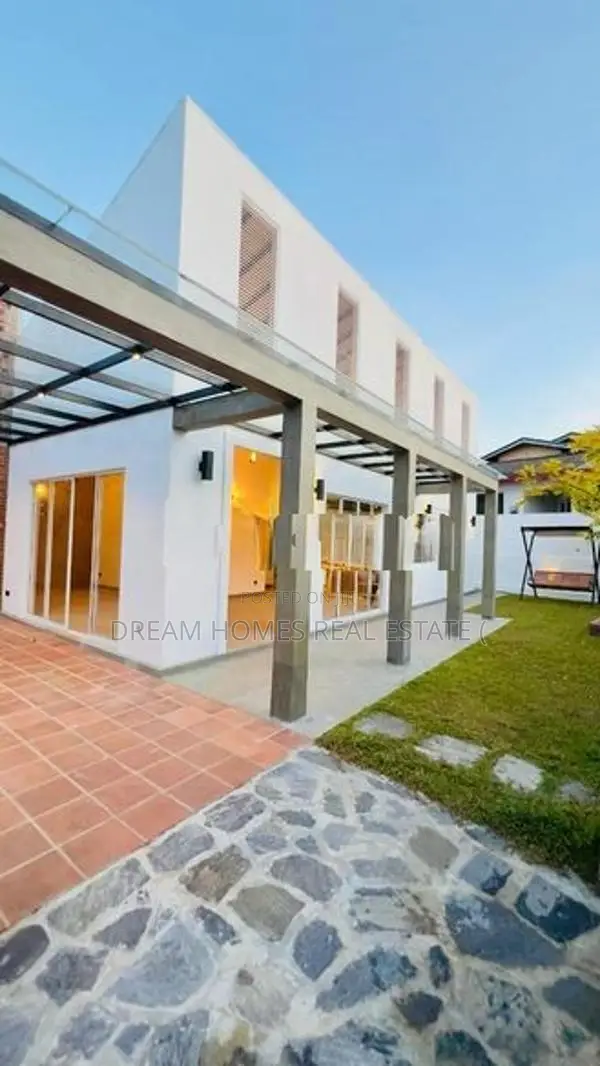 Modern Architect-Designed House for Sale – Kaduwela