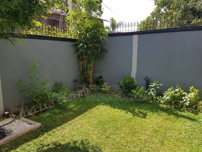 House for Rent in Thalawathugoda.Hr-491