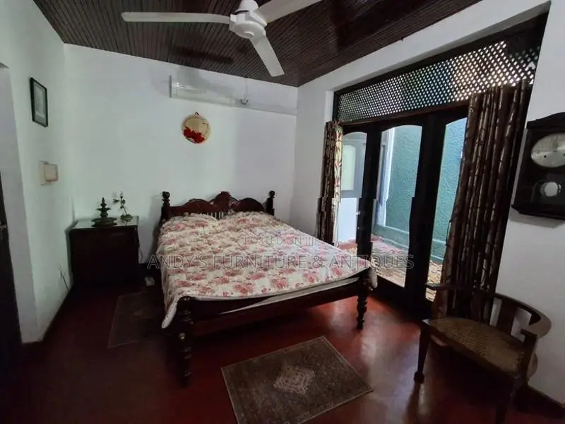 Holiday Family Home with Ac Rooms in Kiribathgoda