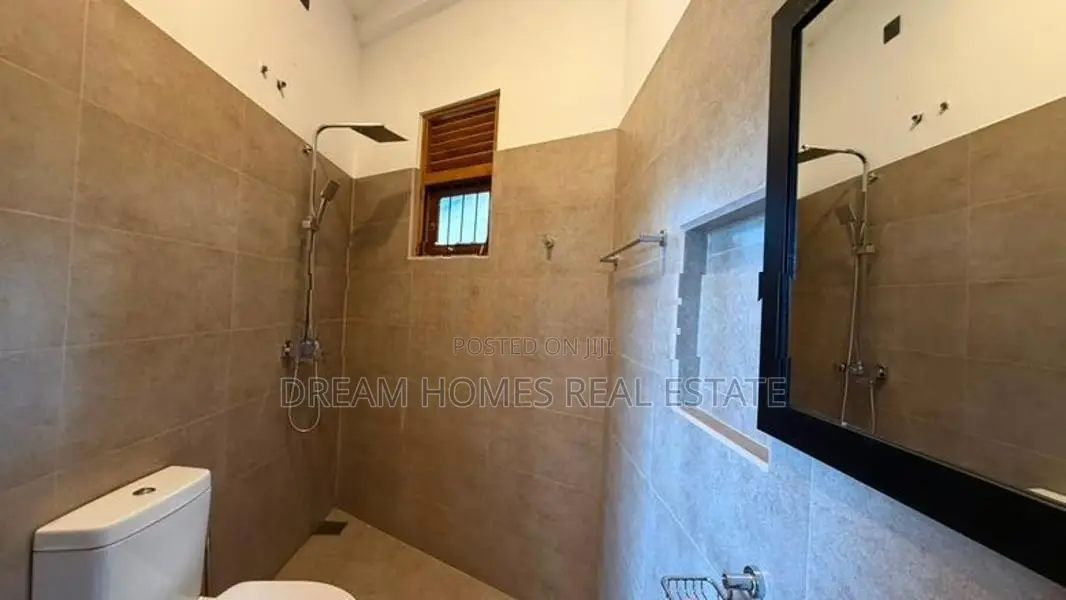 Luxury Furnished Residence for Rent Near Makumbura