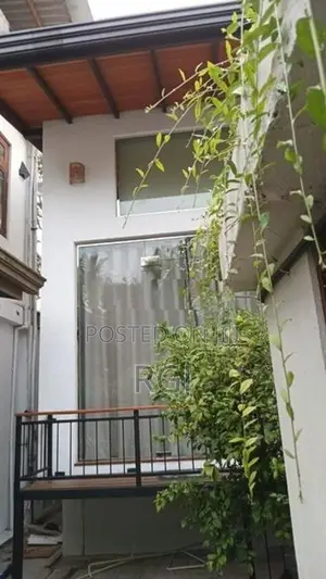 Modern Mini AC Villa for Rent Bataduwa