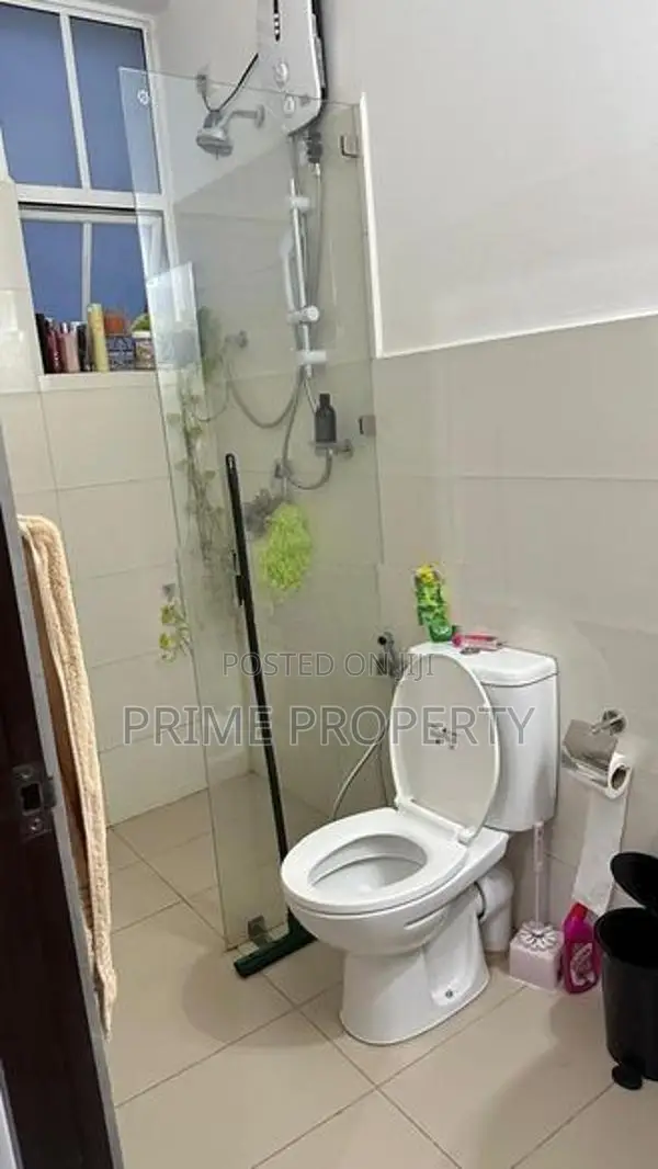 Luxury Ground Floor Apartment for Sale The Palace Apartment, Yakkala