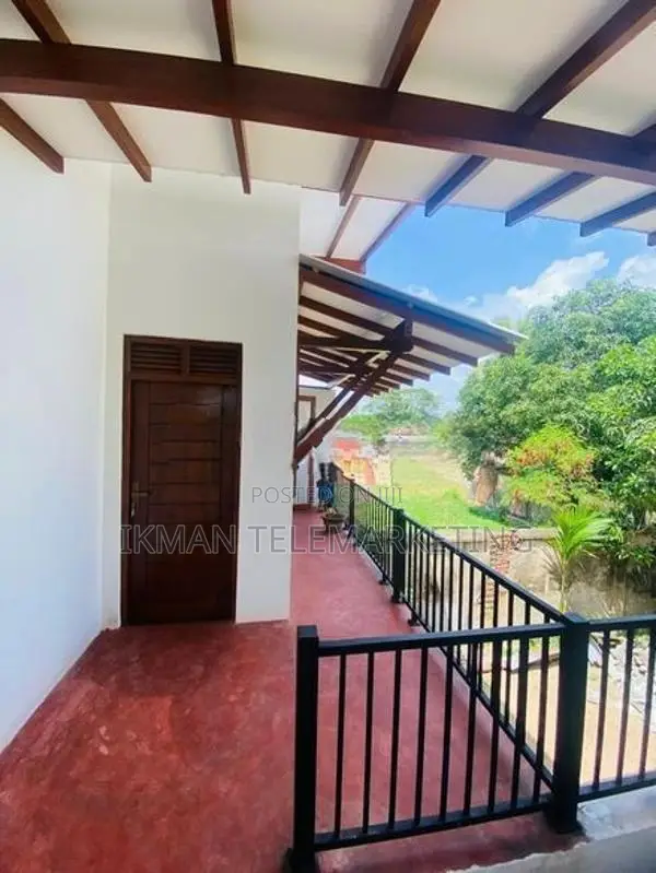 Three-Storey House for Sale – Hendala, Wattala