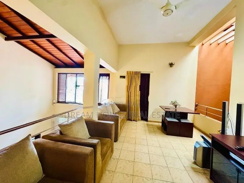 Modern Luxury Home for Sale Thalawathugoda