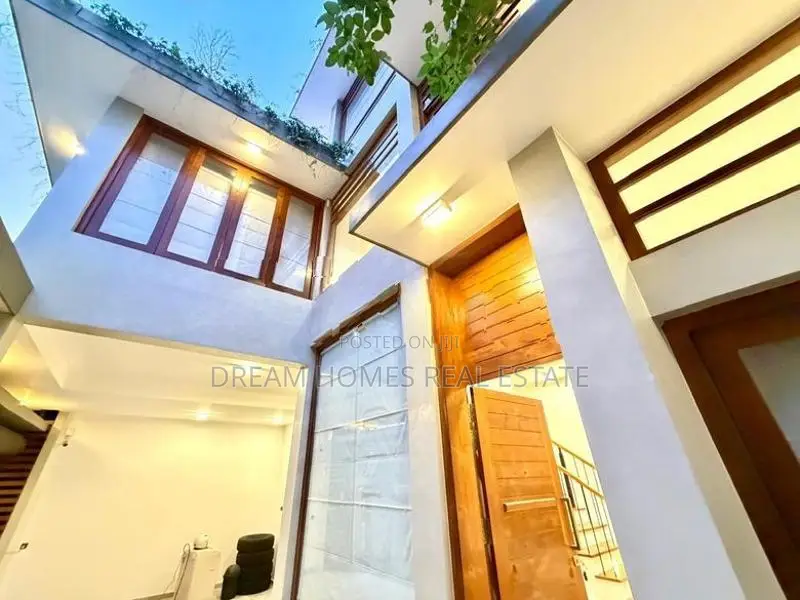 Fully Furnished Luxury House for Sale in Pannipitiya