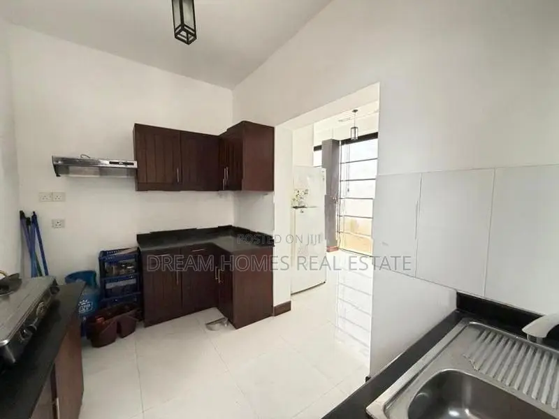 Architect-Designed 3-Storey House for Sale – Thalawathugoda