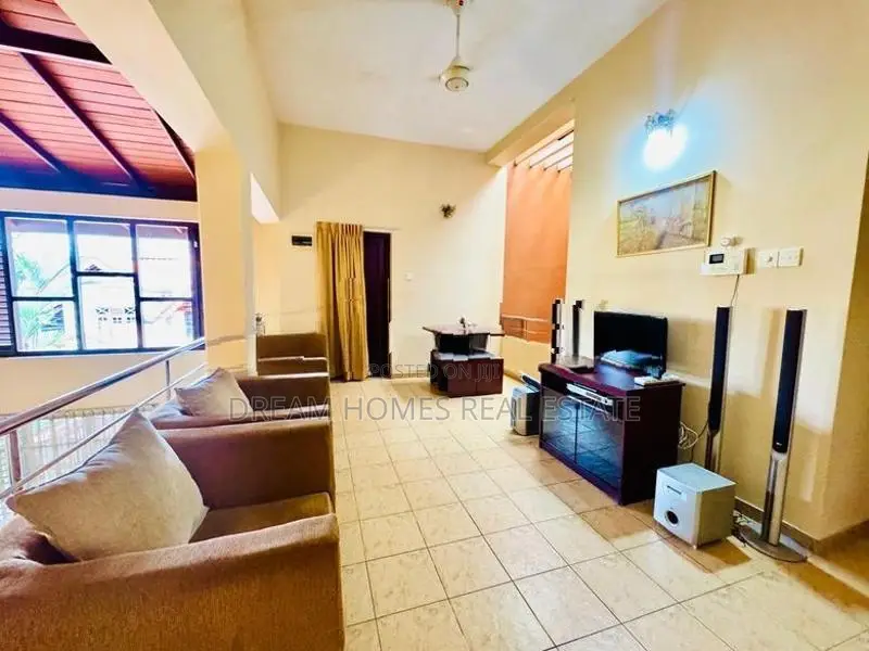 Modern Luxury Home for Sale Thalawathugoda