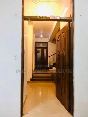 Exclusive 5 Bedroom Luxury House for Sale in Asoka Circle