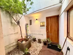 5 Bedroom Office House for Sale in Nugegoda