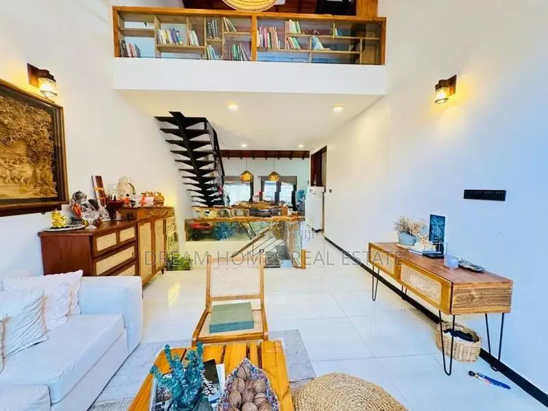 Luxury 3-Storey House with Basement and Pool – Kotte