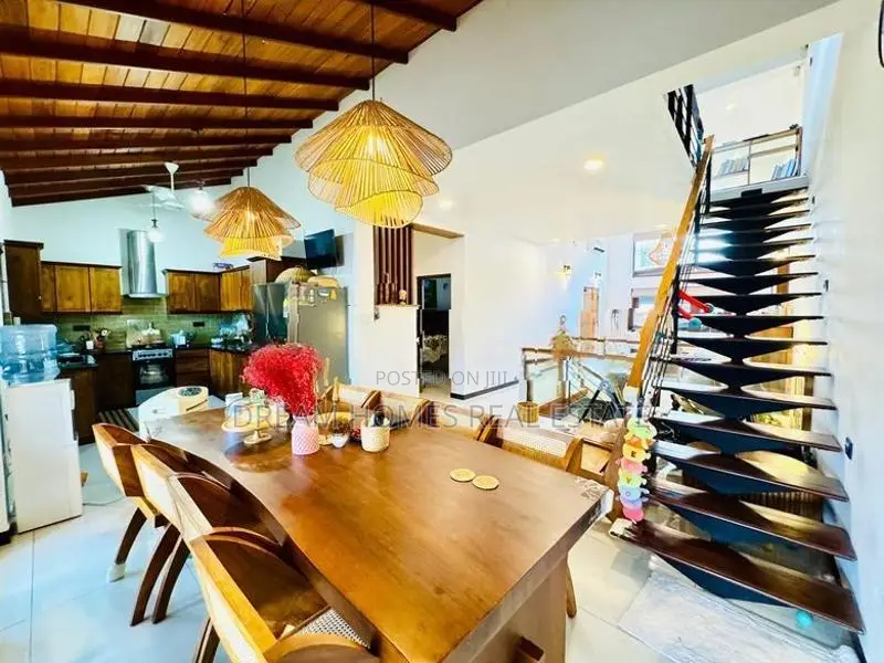 Luxury 3-Storey House with Basement and Pool – Kotte
