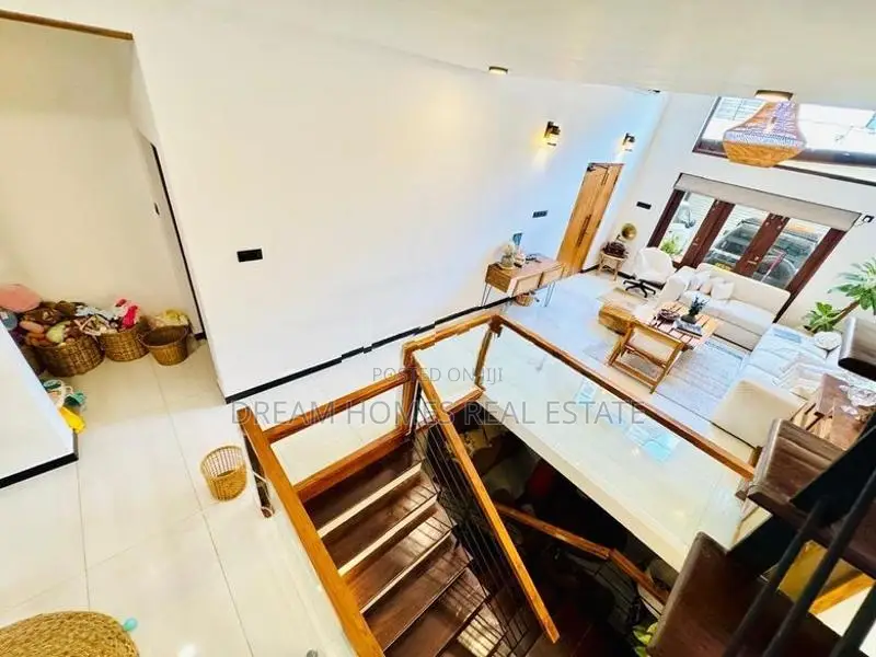 Luxury 3-Storey House with Basement and Pool – Kotte