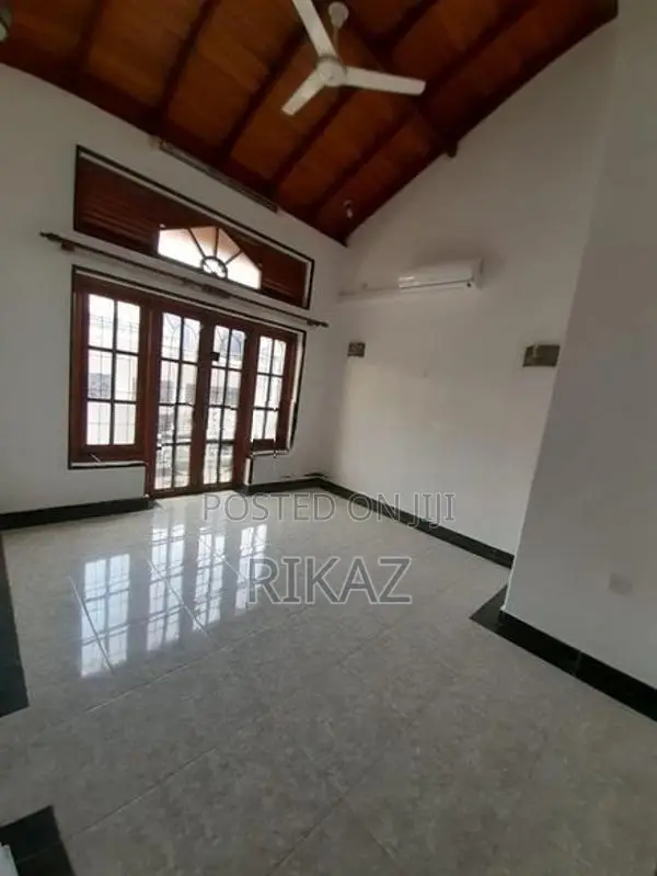 Close to Majestic City Office Rent