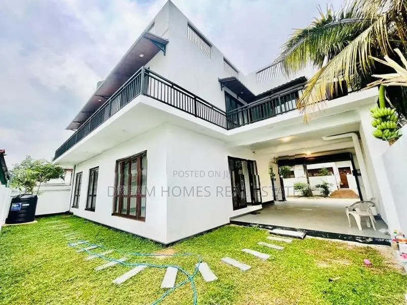 Brand New Luxury 5 Bedroom House for Sale-Mount lavinia