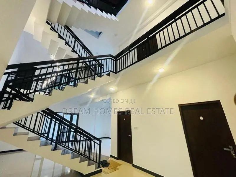 Brand New Luxury 5 Bedroom House for Sale-Mount lavinia