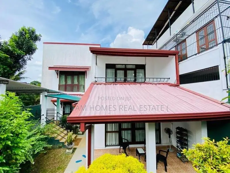 10 Perches House For Sale Near Malabe Town