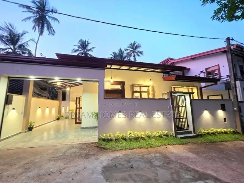 Brand New Architect Designed Home for Sale – Diyagama