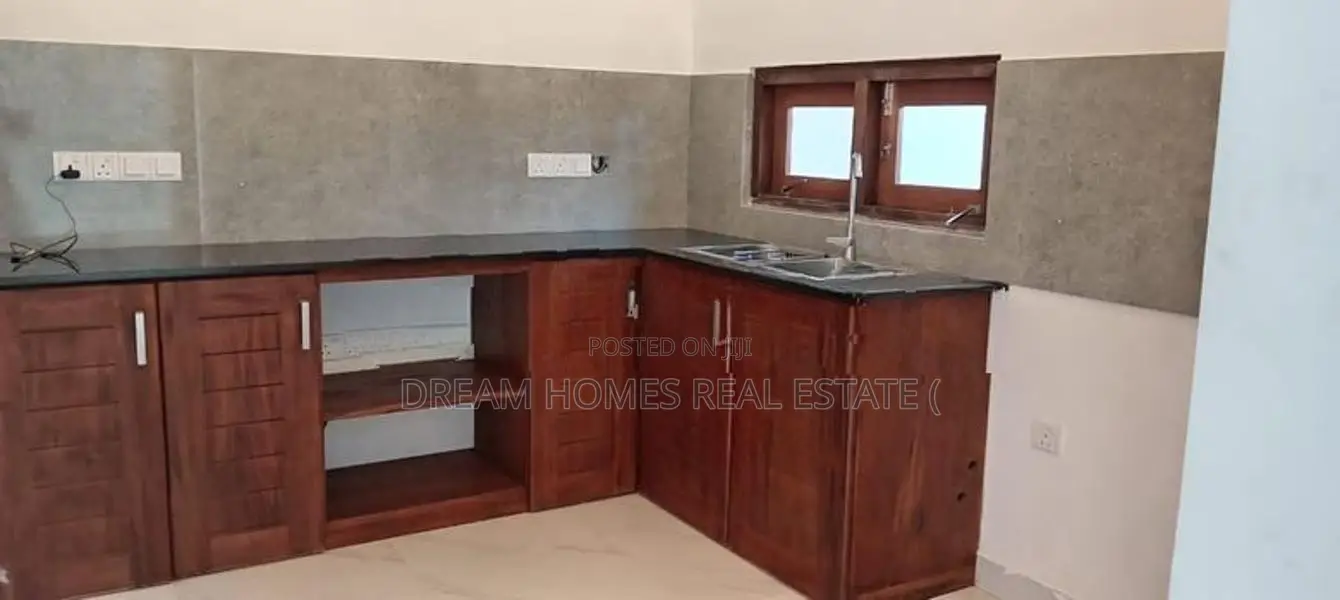 Newly Built Modern Home for Sale Near Athurugiriya