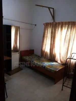 Room for Rent Near LRH Colombo 08