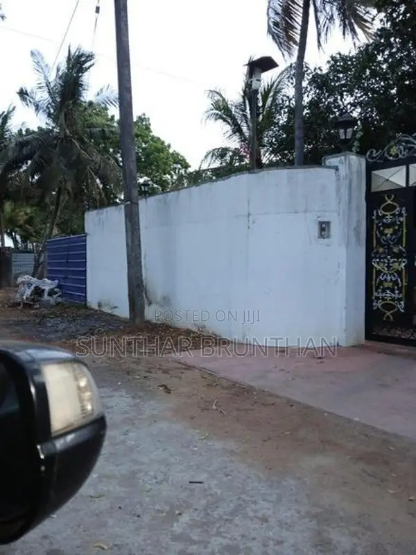 Land for Sale மருதனார்மடம்
