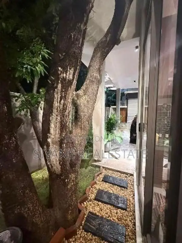 Beautiful Modern House for Sale in Nawala