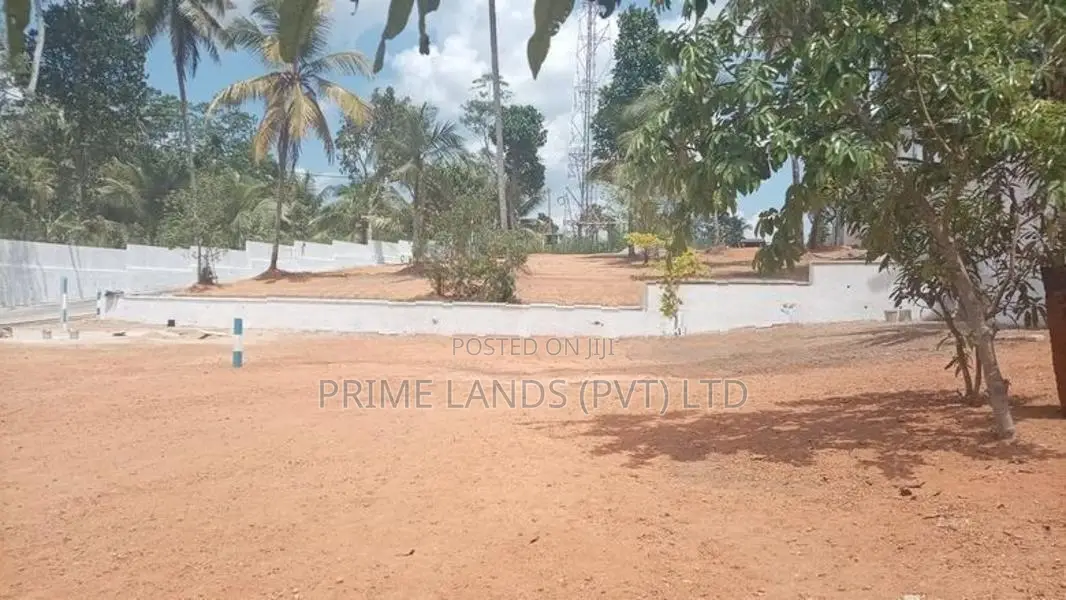 ගාල්ල බද්දේගම බිම් කොටස්