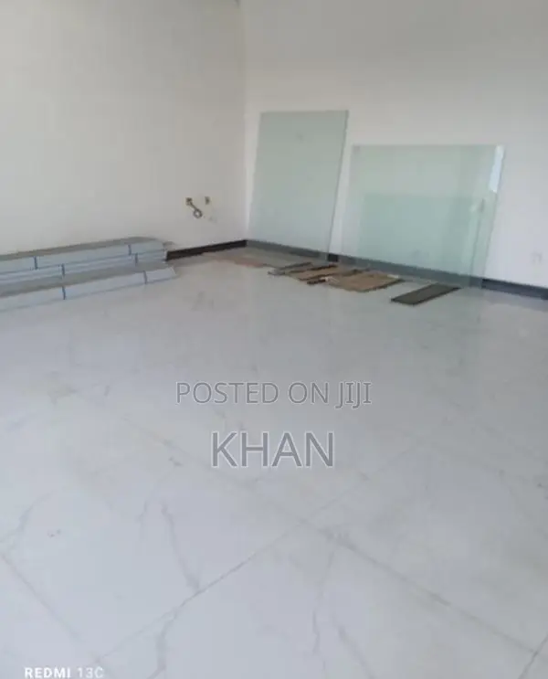 Building for Rent in Kandy