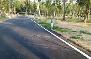 නයිවල පදිංචියට හොඳම තැනින් නේවාසික බිම්කොටස්